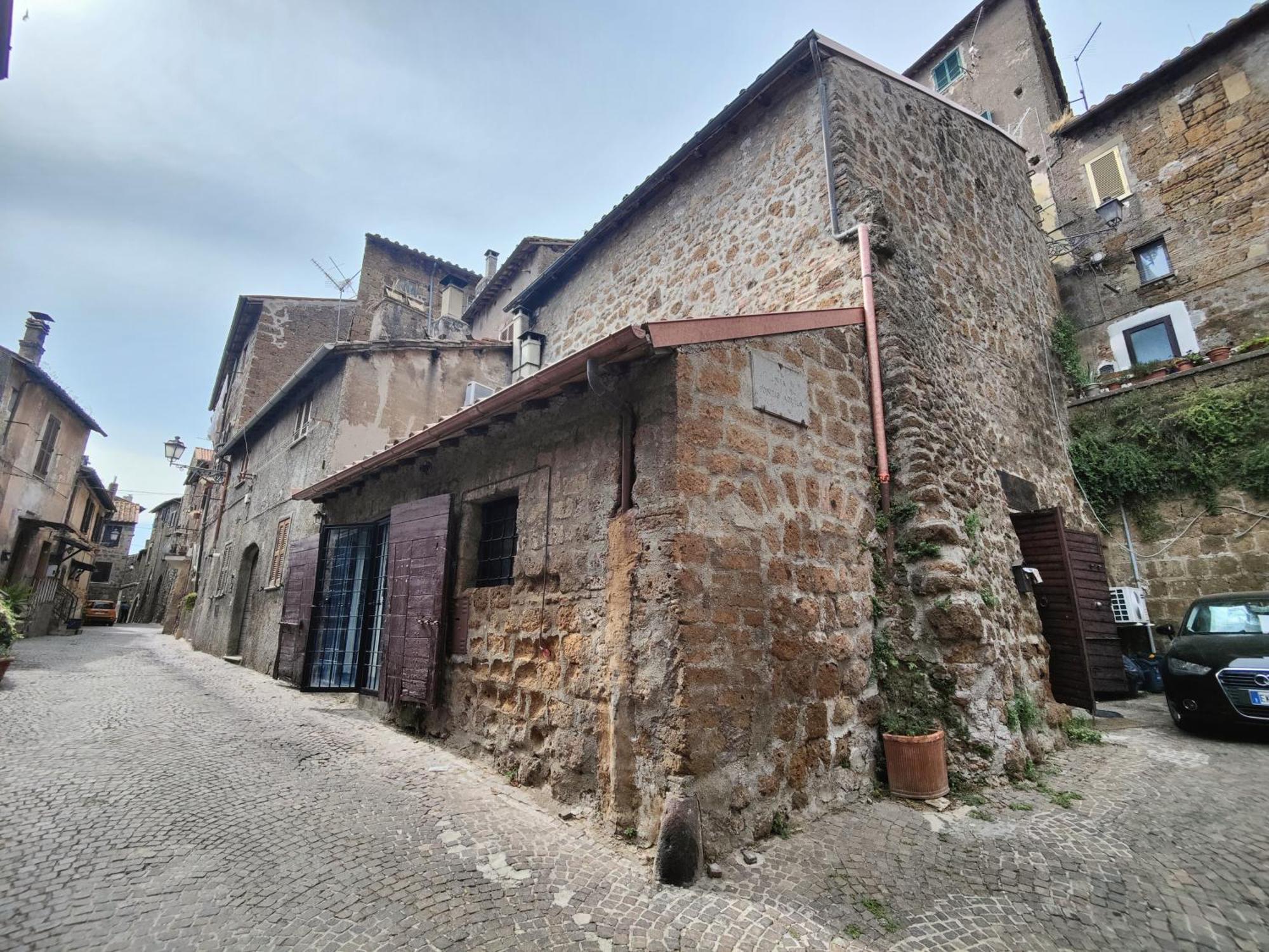 Maestosa Roccaforte Dei Principi, 3 Piani Tutti Per Voi! 수트리 외부 사진