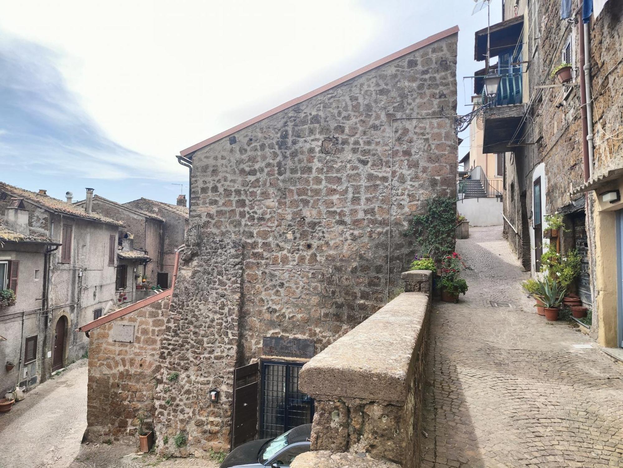 Maestosa Roccaforte Dei Principi, 3 Piani Tutti Per Voi! 수트리 외부 사진