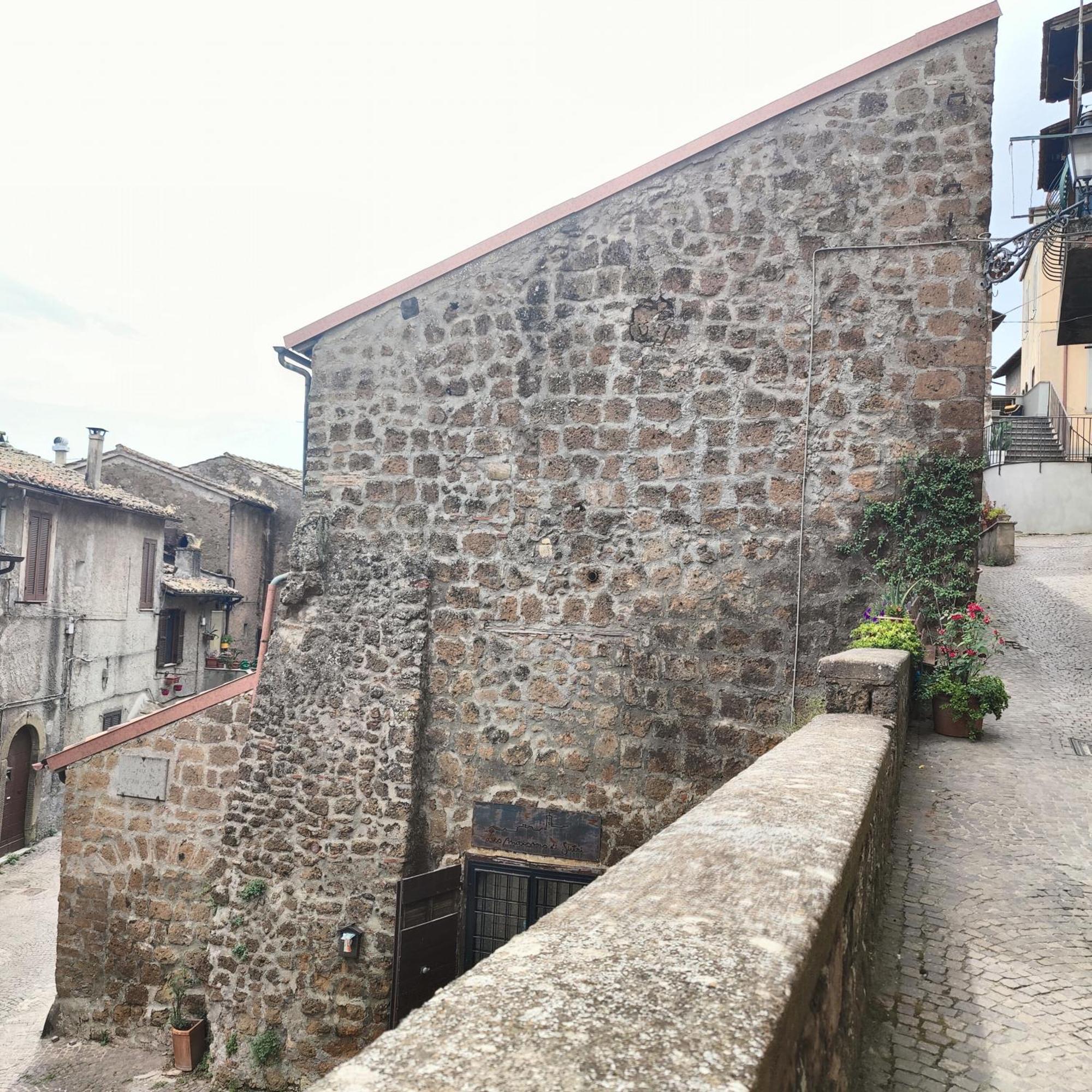 Maestosa Roccaforte Dei Principi, 3 Piani Tutti Per Voi! 수트리 외부 사진